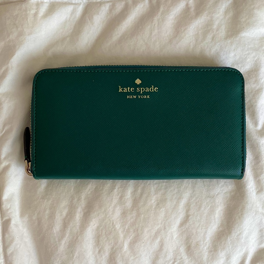 Laurel Way Neda Large Wallet